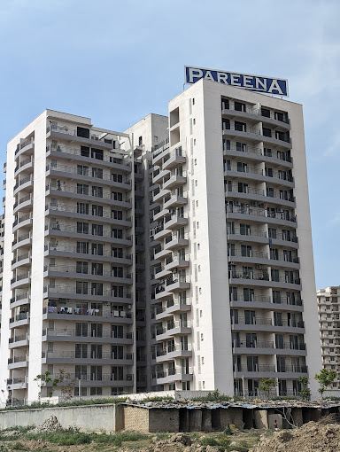 Pareena Express Heights